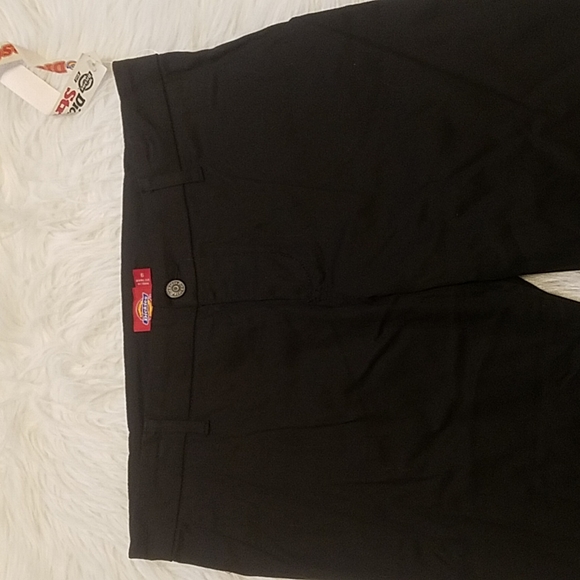 DICKIES BLACK CAPRIS - Picture 5 of 6